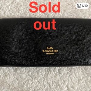 Coach pre-owned black wallet, Good used condition